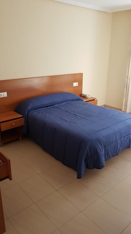 Hostal Orly Camponaraya Zewnętrze zdjęcie