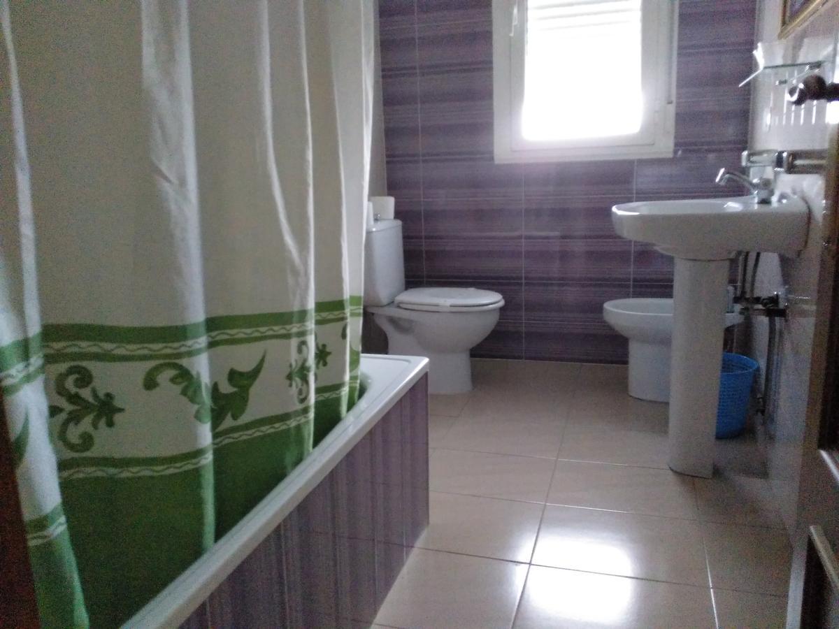 Hostal Orly Camponaraya Zewnętrze zdjęcie