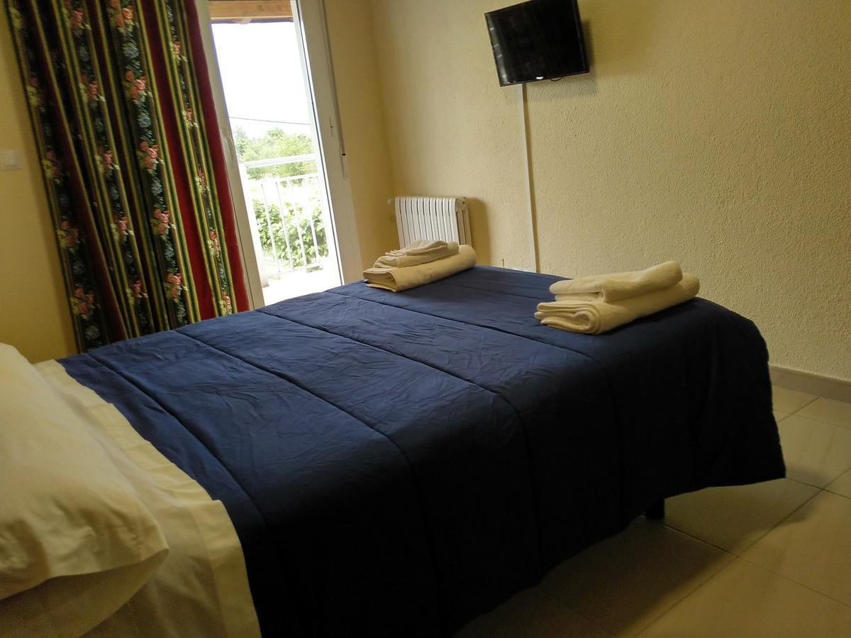 Hostal Orly Camponaraya Zewnętrze zdjęcie